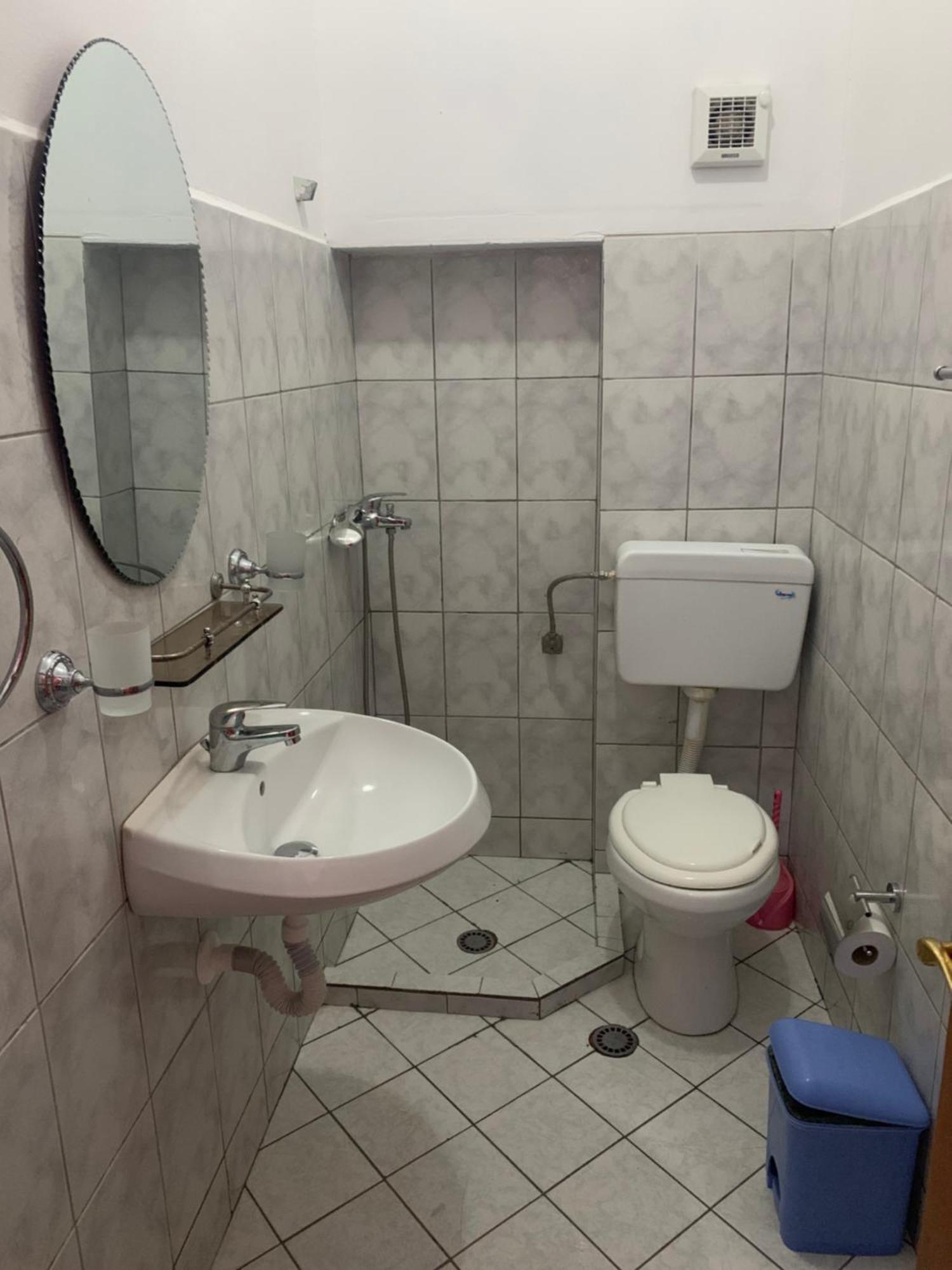 Guest - Sea Breeze Apartments Sarande Exterior photo