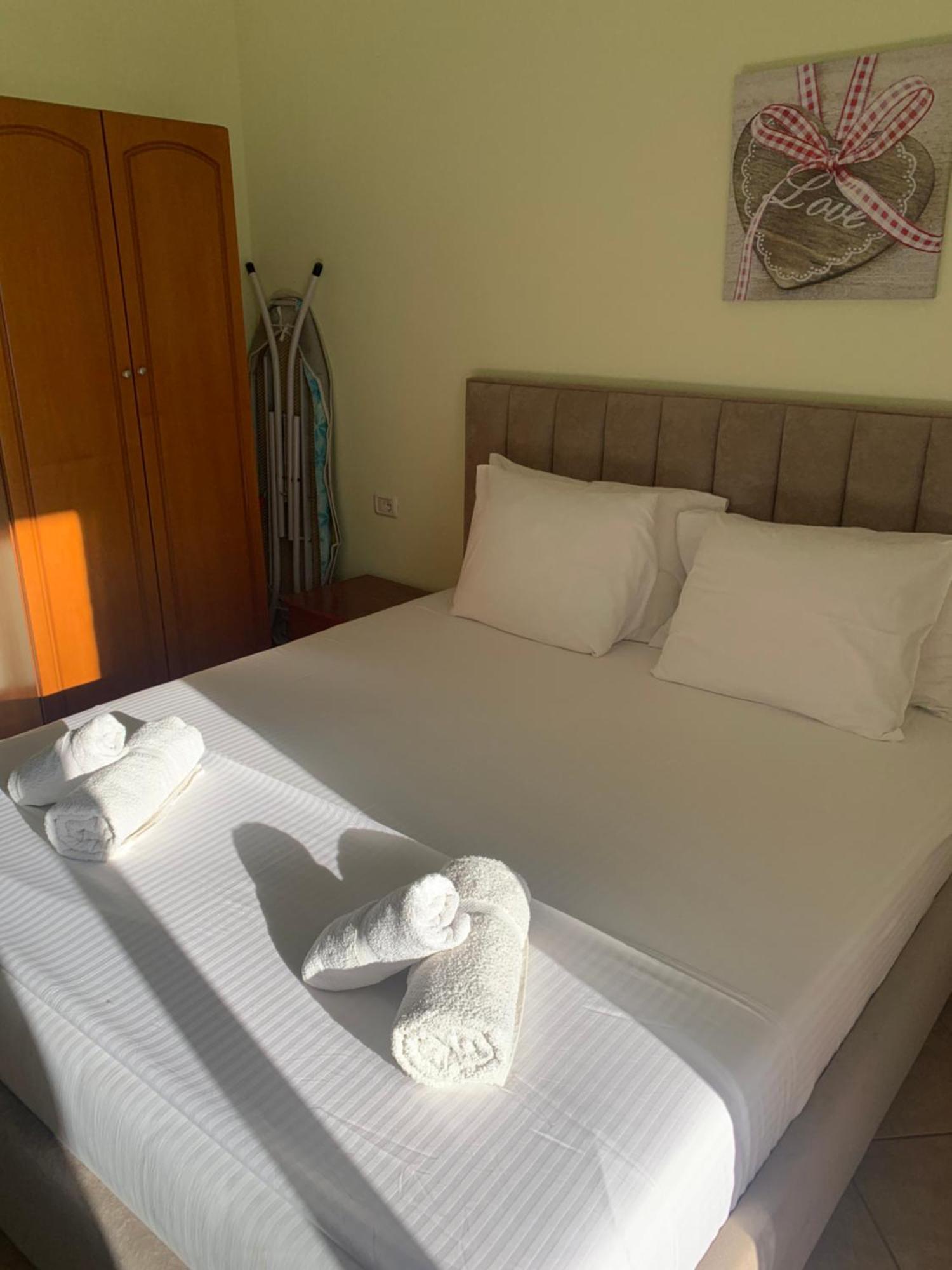 Guest - Sea Breeze Apartments Sarande Exterior photo
